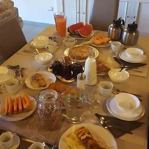  Bed & Breakfast La Bella